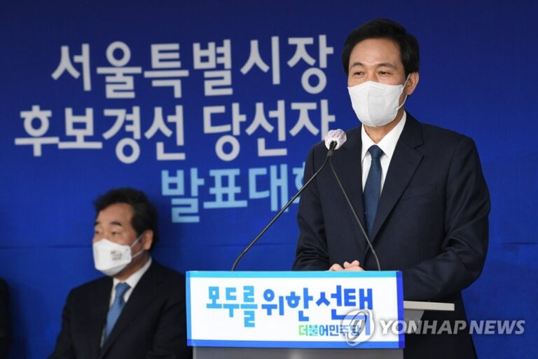 부메랑 맞은 ‘무주택’ 우상호…”어머니 묘지에 투기라니”