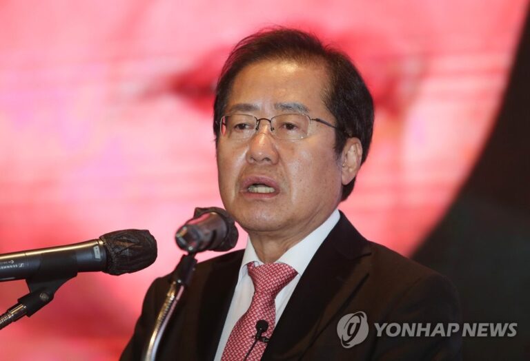 [영상]홍준표 “무상연애에 쥴리 스캔들이라니” 두 대선 후보 동시 저격