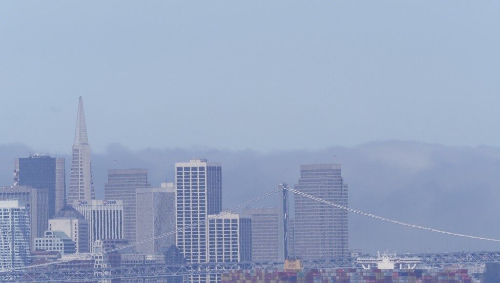 샌ㅍ란시스코 정박 중
