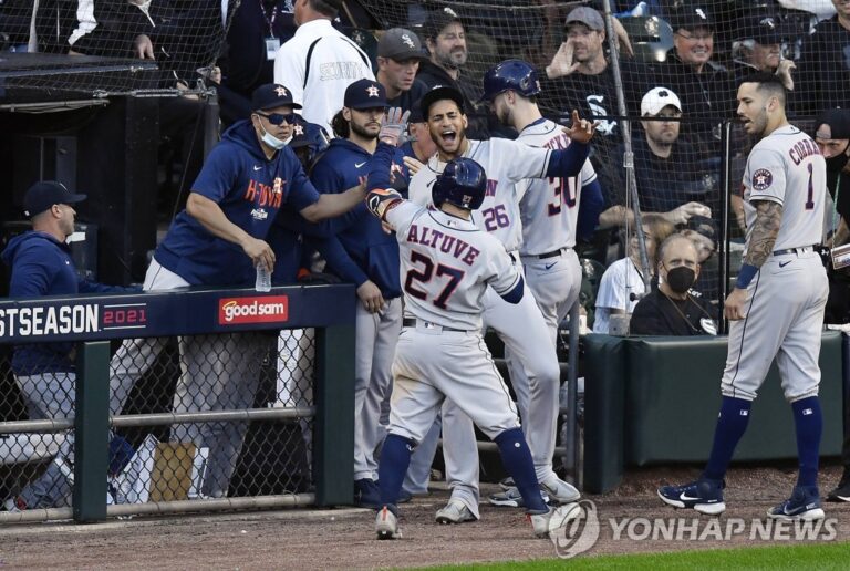 MLB 휴스턴 5년 연속 ALCS 진출. 애틀랜타는 NLCS 선착 MLB 휴스턴 5년 연속 ALCS 진출. 애틀랜타는 NLCS 선착