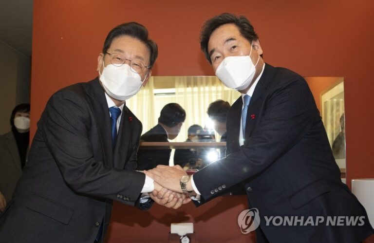 이낙연, 선대위 본격합류…이재명과 공동 국가비전위원장 이낙연, 선대위 본격합류…이재명과 공동 국가비전위원장