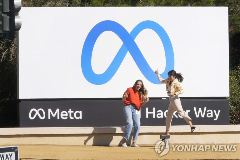 메타 글로벌 커뮤니케이션 수장 존 피넷 사임 메타 글로벌 커뮤니케이션 수장 존 피넷 사임
