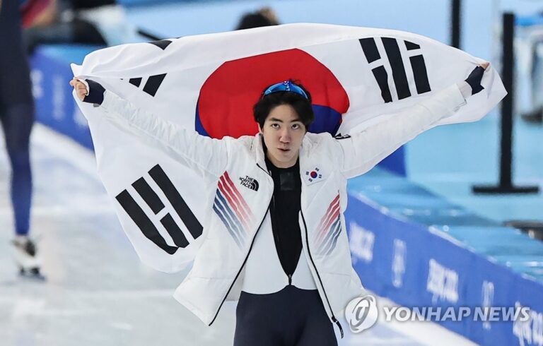 [올림픽] 차민규 “평창 땐 0.01초, 이번엔 0.07초 차…금메달 아쉬워”