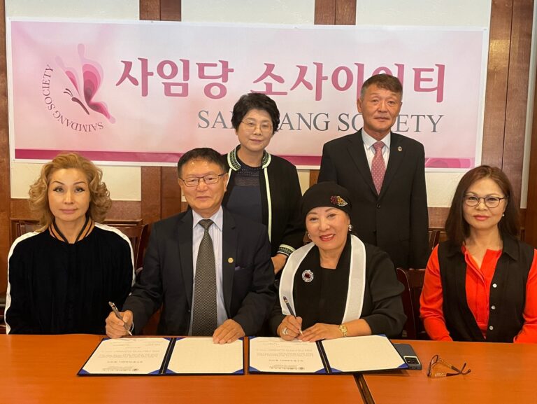 “어머니의 마음으로 모였습니다”