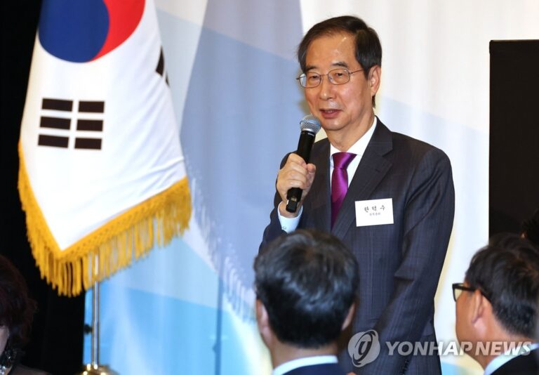 한총리, 15일 애틀랜타 방문 앞서 휴스턴 동포간담회 가져 한총리, 15일 애틀랜타 방문 앞서 휴스턴 동포간담회 가져