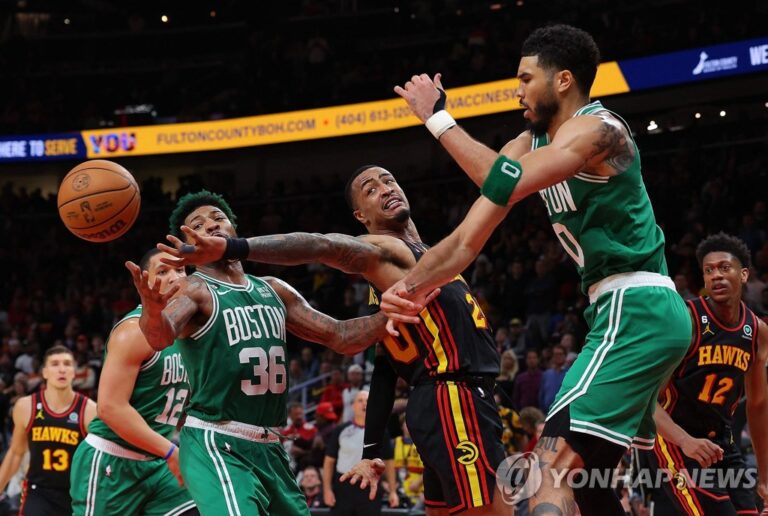 NBA 애틀랜타 작년 준우승팀 보스턴에 석패..  보스턴은 PO 2회전 진출 NBA 애틀랜타 작년 준우승팀 보스턴에 석패..  보스턴은 PO 2회전 진출