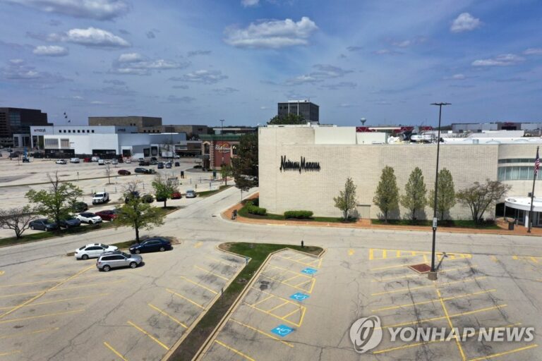 [분석] 텅텅 빈 주차장과 여전히 부족한 주차장