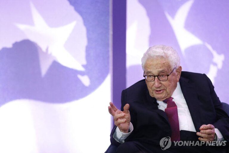 “역사의 거인” 키신저 별세.. 향년100세.. 추모 물결 “역사의 거인” 키신저 별세.. 향년100세.. 추모 물결