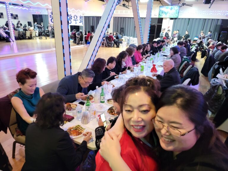“복많이 받으셔유” 충청향우회 설날 잔치 가져